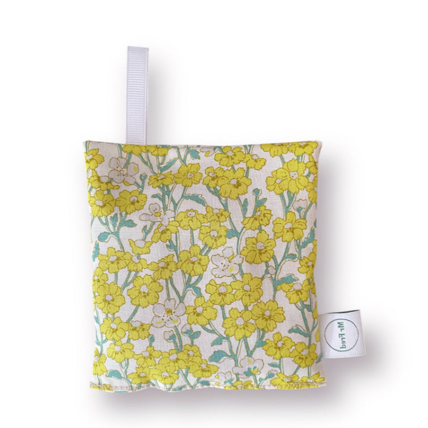 drawer sachets, lavender bags, lavender sachet, cinnamon sachets, clove sachets, linen, cupboard and drawers