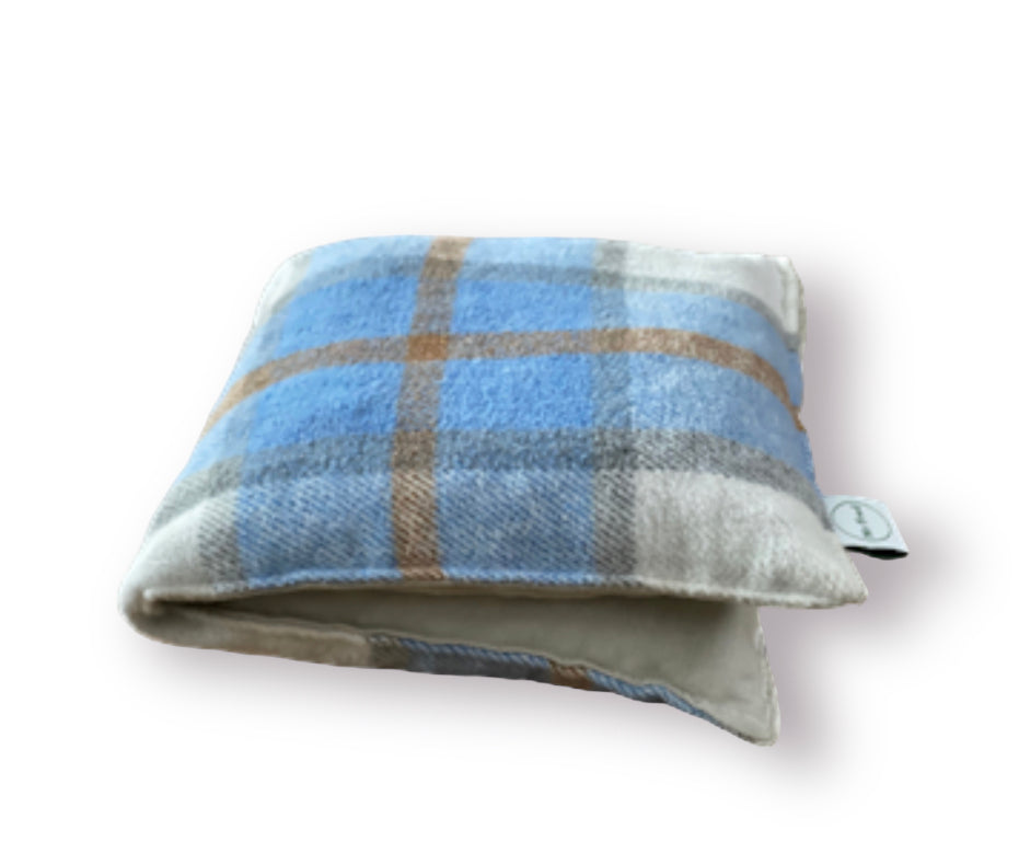 heat pack, lupini bag, cold pack, sore muscles, heat bag, wheat pack, period pain relief, endo pain